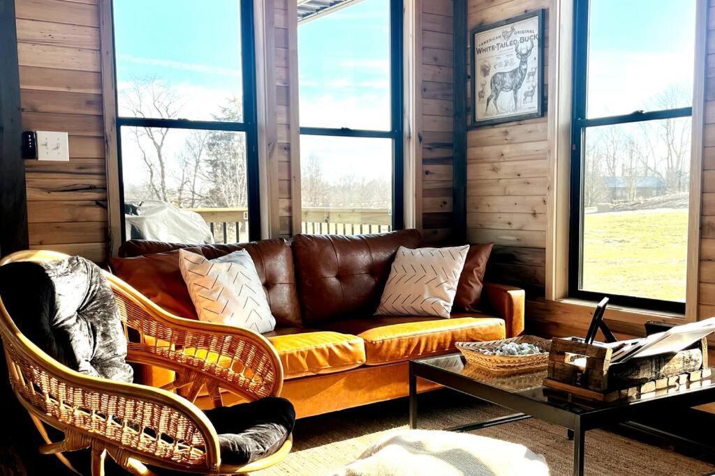 Bourbon Barrel Cottages #1 Of 5 On Kentucky Trail 로렌스버그 외부 사진