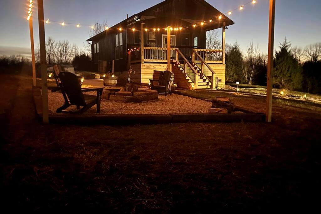 Bourbon Barrel Cottages #1 Of 5 On Kentucky Trail 로렌스버그 외부 사진