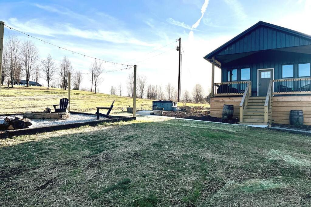 Bourbon Barrel Cottages #1 Of 5 On Kentucky Trail 로렌스버그 외부 사진