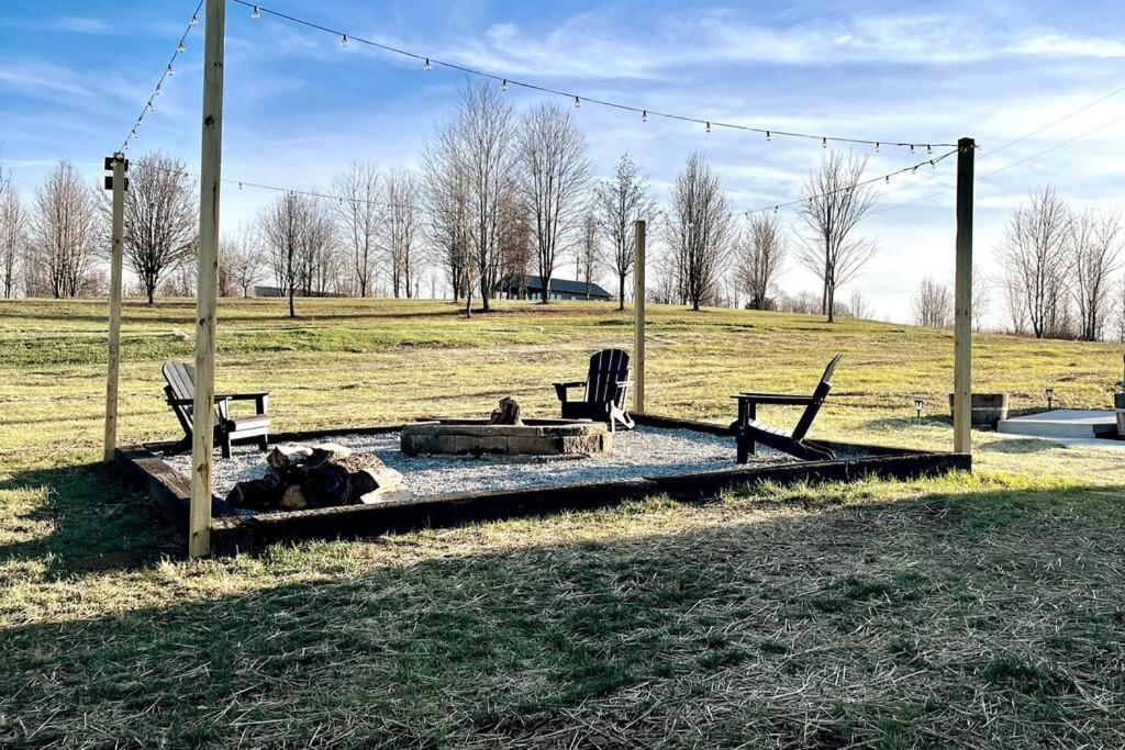 Bourbon Barrel Cottages #1 Of 5 On Kentucky Trail 로렌스버그 외부 사진